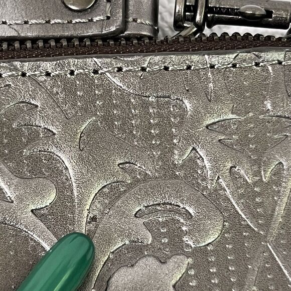 PATRICIA NASH St. Croce Tooled Italian Leather Wallet Wristlet Pewter Gray Strap - Picture 8 of 17